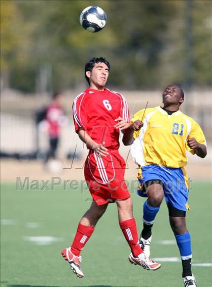 Thumbnail 3 in Ozen vs Belton (RRISD Soccer Classic) photogallery.