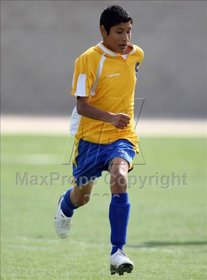 Thumbnail 3 in Ozen vs Belton (RRISD Soccer Classic) photogallery.