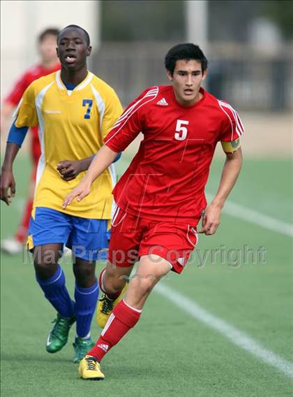 Thumbnail 3 in Ozen vs Belton (RRISD Soccer Classic) photogallery.