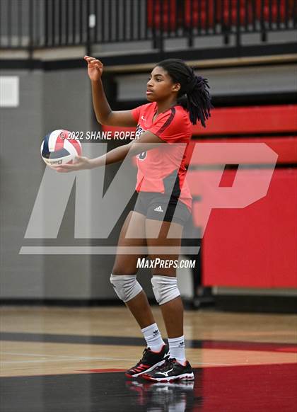 Thumbnail 2 in Marcus @ Coppell photogallery.