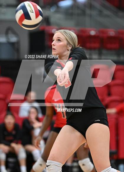 Thumbnail 2 in Marcus @ Coppell photogallery.