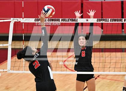 Thumbnail 2 in Marcus @ Coppell photogallery.