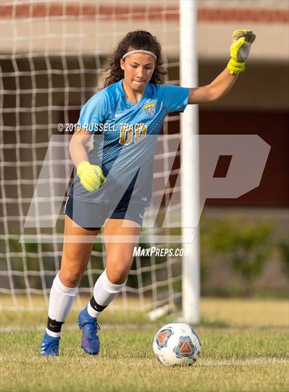 Thumbnail 1 in First Colonial vs. Kellam (VHSL 6A Regional Final) photogallery.