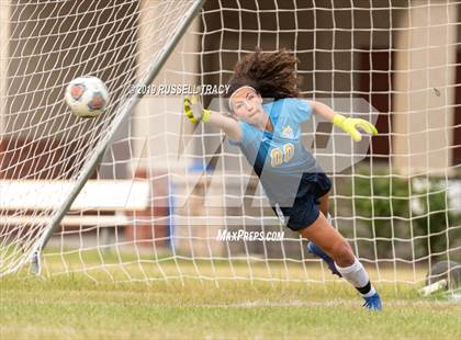 Thumbnail 1 in First Colonial vs. Kellam (VHSL 6A Regional Final) photogallery.