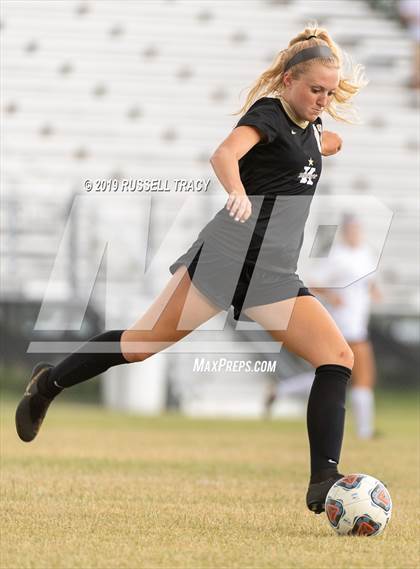 Thumbnail 2 in First Colonial vs. Kellam (VHSL 6A Regional Final) photogallery.