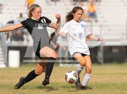 Thumbnail 3 in First Colonial vs. Kellam (VHSL 6A Regional Final) photogallery.