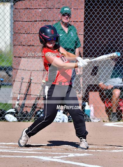 Thumbnail 2 in Avon @ Red Jacket (NYSPHSAA Section 5 Semifinal Round 2) photogallery.