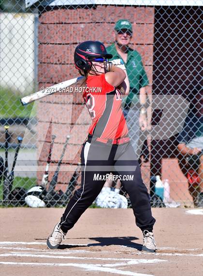 Thumbnail 1 in Avon @ Red Jacket (NYSPHSAA Section 5 Semifinal Round 2) photogallery.