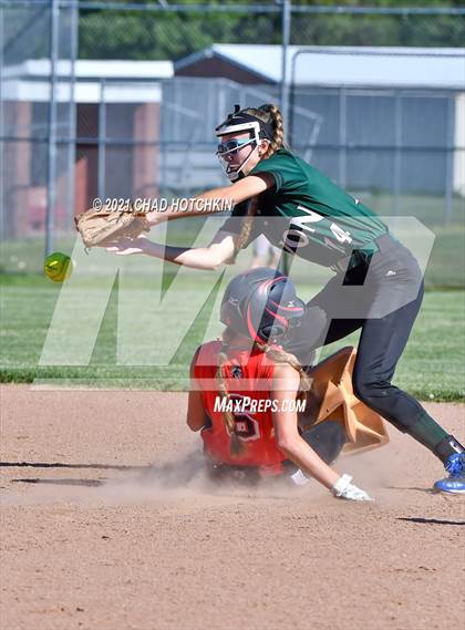 Thumbnail 3 in Avon @ Red Jacket (NYSPHSAA Section 5 Semifinal Round 2) photogallery.