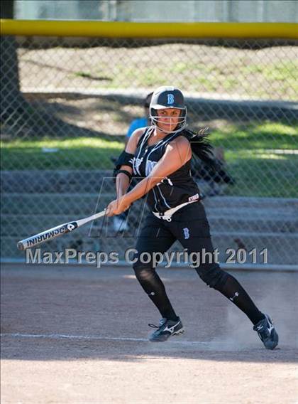 Thumbnail 3 in Buena @ Santa Barbara photogallery.