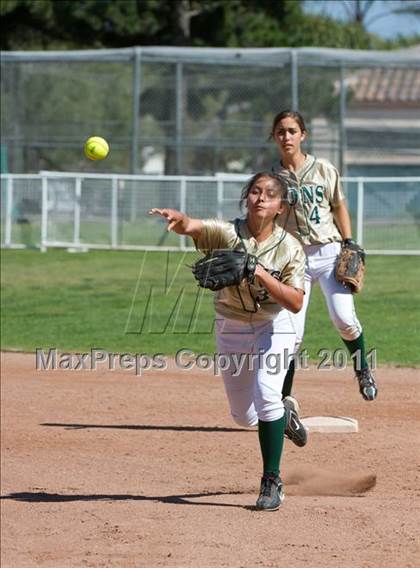 Thumbnail 3 in Buena @ Santa Barbara photogallery.