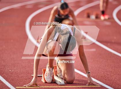 Thumbnail 2 in CCISD Ruben C Jordan Relays (400M) photogallery.