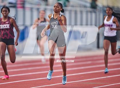 Thumbnail 3 in CCISD Ruben C Jordan Relays (400M) photogallery.