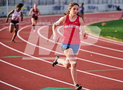 Thumbnail 3 in CCISD Ruben C Jordan Relays (400M) photogallery.