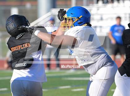 Thumbnail 2 in California @ Sacred Heart Cathedral Preparatory (Scrimmage) photogallery.
