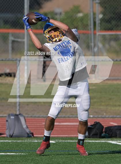 Thumbnail 2 in California @ Sacred Heart Cathedral Preparatory (Scrimmage) photogallery.