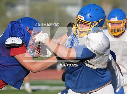 Thumbnail 2 in California @ Sacred Heart Cathedral Preparatory (Scrimmage) photogallery.