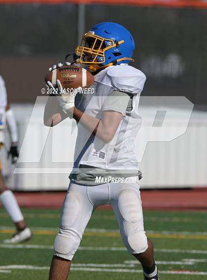 Thumbnail 2 in California @ Sacred Heart Cathedral Preparatory (Scrimmage) photogallery.