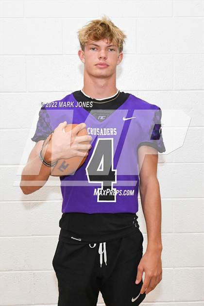 Thumbnail 2 in Northwest Christian - Seniors photogallery.