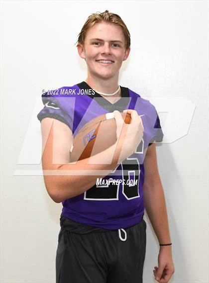 Thumbnail 3 in Northwest Christian - Seniors photogallery.