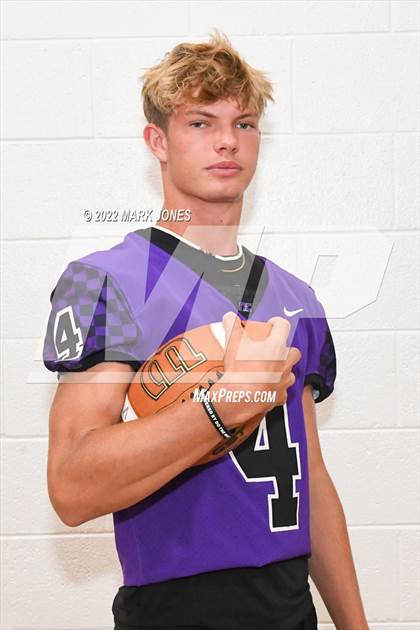 Thumbnail 3 in Northwest Christian - Seniors photogallery.