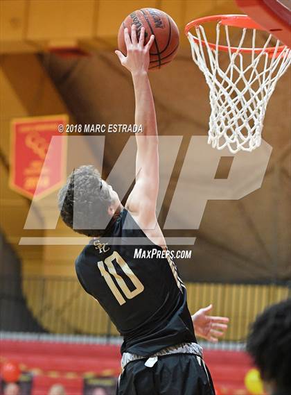 Thumbnail 2 in St. Petersburg Catholic @ Clearwater Central Catholic photogallery.