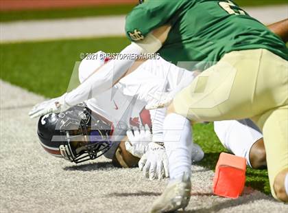 Thumbnail 3 in St. Pius X-St. Matthias Academy @ Mira Costa (CIF SS Round 3 Playoff) photogallery.