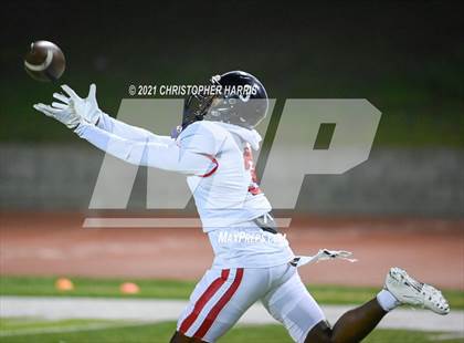 Thumbnail 2 in St. Pius X-St. Matthias Academy @ Mira Costa (CIF SS Round 3 Playoff) photogallery.