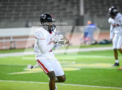 Thumbnail 2 in St. Pius X-St. Matthias Academy @ Mira Costa (CIF SS Round 3 Playoff) photogallery.
