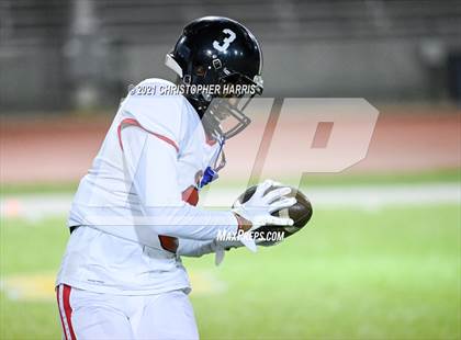 Thumbnail 3 in St. Pius X-St. Matthias Academy @ Mira Costa (CIF SS Round 3 Playoff) photogallery.