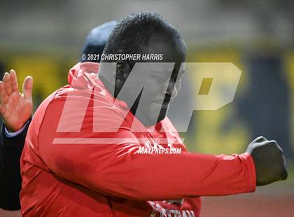 Thumbnail 2 in St. Pius X-St. Matthias Academy @ Mira Costa (CIF SS Round 3 Playoff) photogallery.