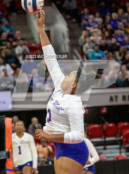 Thumbnail 3 in Cox Mill vs Middle Creek (NCHSAA 4A Final) photogallery.