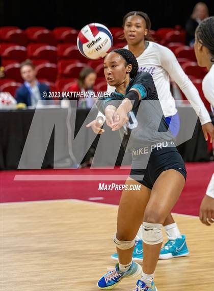 Thumbnail 1 in Cox Mill vs Middle Creek (NCHSAA 4A Final) photogallery.