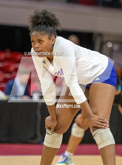 Thumbnail 3 in Cox Mill vs Middle Creek (NCHSAA 4A Final) photogallery.