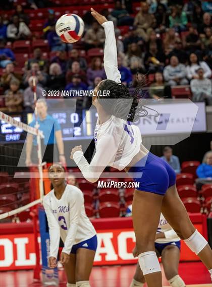 Thumbnail 1 in Cox Mill vs Middle Creek (NCHSAA 4A Final) photogallery.
