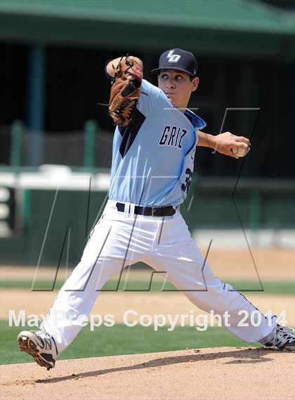 Thumbnail 1 in Etiwanda vs. Los Osos (Battle of the Baseline League) photogallery.