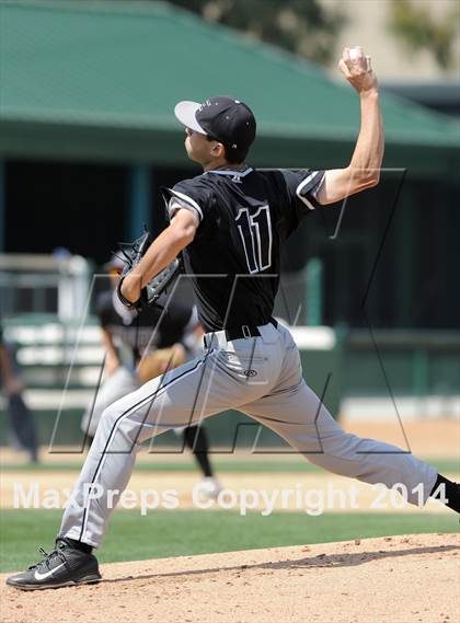 Thumbnail 1 in Etiwanda vs. Los Osos (Battle of the Baseline League) photogallery.