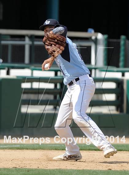 Thumbnail 3 in Etiwanda vs. Los Osos (Battle of the Baseline League) photogallery.