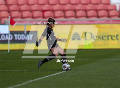 Thumbnail 3 in Fremont vs. American Fork (UHSAA 6A Semifinal) photogallery.