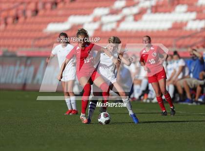 Thumbnail 3 in Fremont vs. American Fork (UHSAA 6A Semifinal) photogallery.