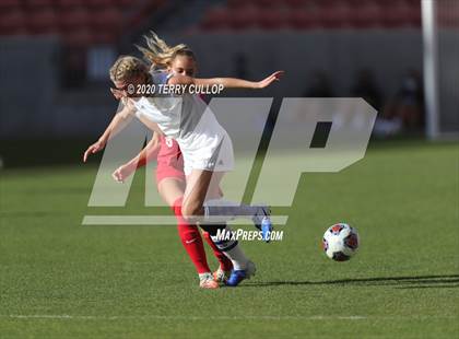 Thumbnail 2 in Fremont vs. American Fork (UHSAA 6A Semifinal) photogallery.