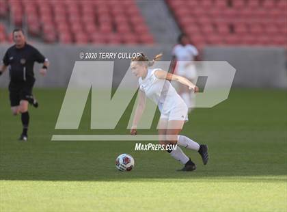 Thumbnail 3 in Fremont vs. American Fork (UHSAA 6A Semifinal) photogallery.