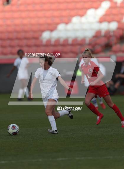 Thumbnail 1 in Fremont vs. American Fork (UHSAA 6A Semifinal) photogallery.