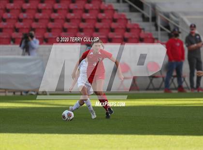 Thumbnail 1 in Fremont vs. American Fork (UHSAA 6A Semifinal) photogallery.