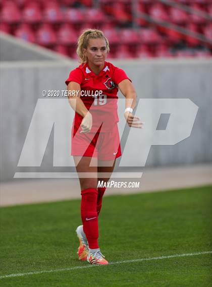 Thumbnail 2 in Fremont vs. American Fork (UHSAA 6A Semifinal) photogallery.