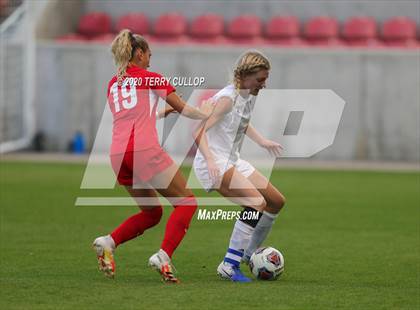 Thumbnail 1 in Fremont vs. American Fork (UHSAA 6A Semifinal) photogallery.
