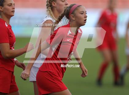 Thumbnail 1 in Fremont vs. American Fork (UHSAA 6A Semifinal) photogallery.