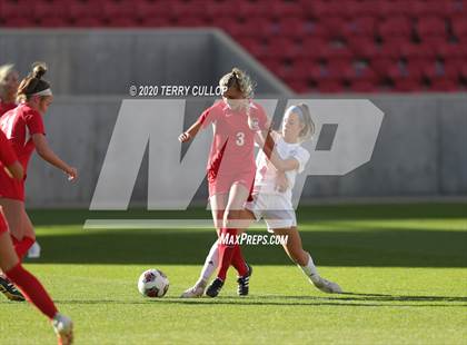 Thumbnail 1 in Fremont vs. American Fork (UHSAA 6A Semifinal) photogallery.
