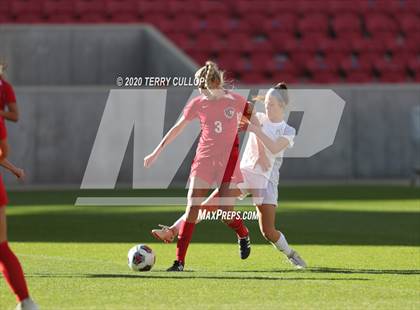 Thumbnail 2 in Fremont vs. American Fork (UHSAA 6A Semifinal) photogallery.