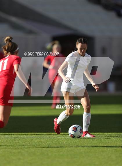 Thumbnail 3 in Fremont vs. American Fork (UHSAA 6A Semifinal) photogallery.